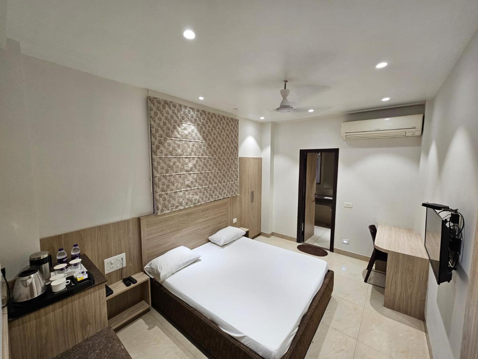Hotel Bagla Atithi Banaras Varanasi Exterior foto